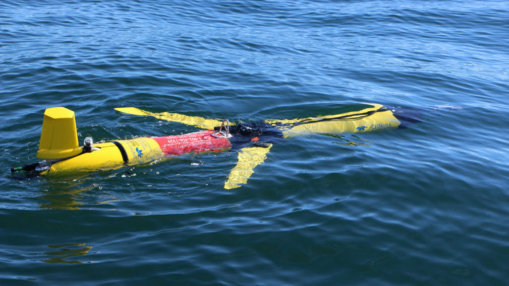 subsea-glider-listens-to-whales